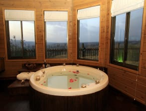 לגעת%20בנוף%20-%20בקתות%20בגמלא%20,%20מעלה%20גמלא